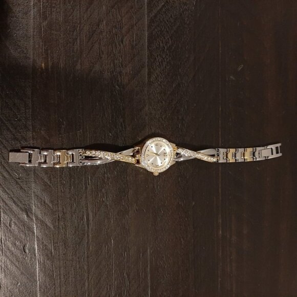 Quartz Wrist Watch Silver Gold Plated Crossover Link Rhinestone Stainless Steel - Picture 6 of 12